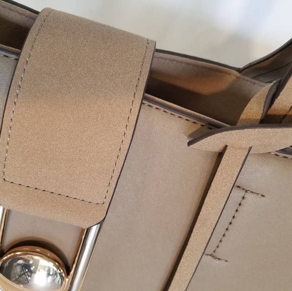 Handbag